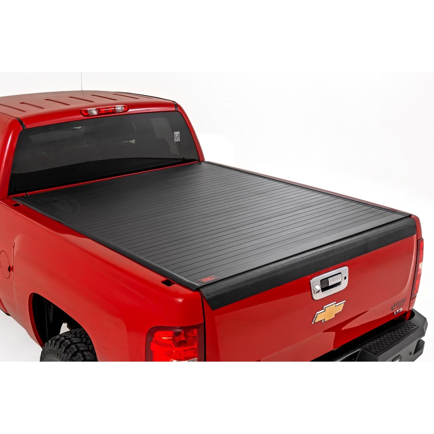 ROUGH COUNTRY | Hard Roll Up Bed Cover  6'7" Bed  Chevy/GMC Sierra/Silverado 1500 (07-13) | 50123560