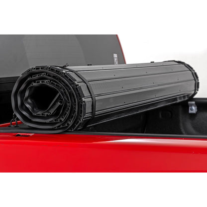 ROUGH COUNTRY | Hard Roll Up Bed Cover  6'7" Bed  Chevy/GMC Sierra/Silverado 1500 (07-13) | 50123560