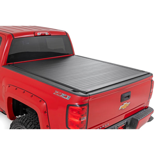 ROUGH COUNTRY Hard Roll Up Bed Cover | 5'9" Bed | Chevy/GMC 1500 (14-18 & Classic) | 50214550