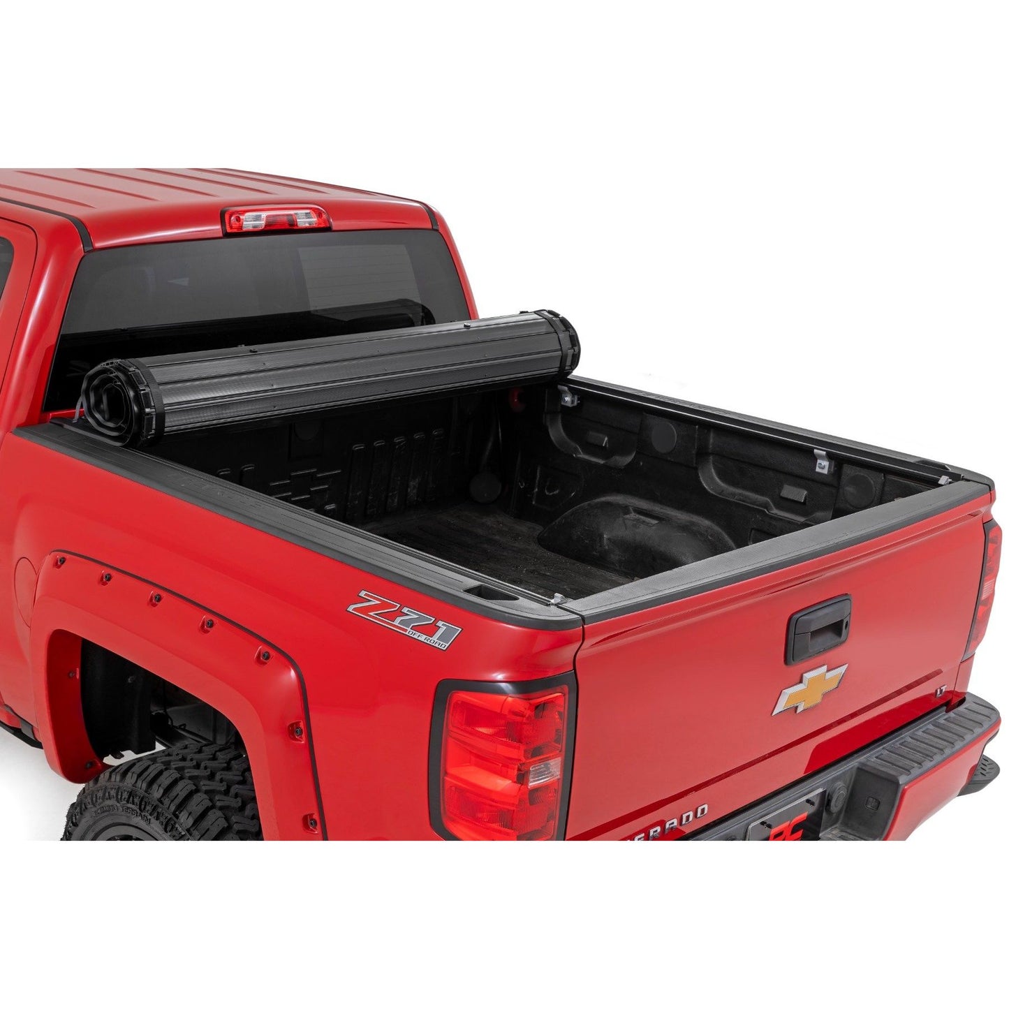 ROUGH COUNTRY Hard Roll Up Bed Cover | 5'9" Bed | Chevy/GMC 1500 (14-18 & Classic) | 50214550