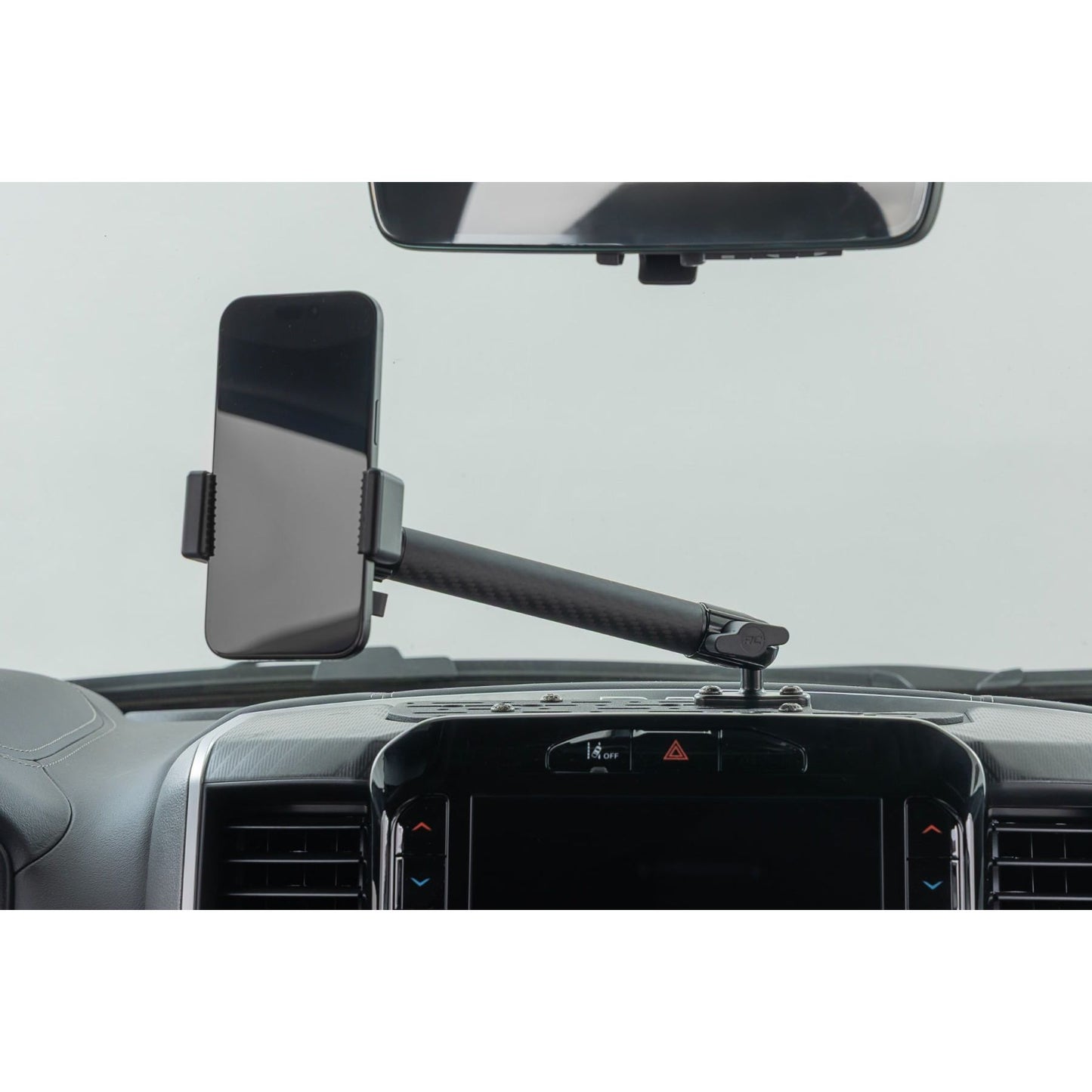ROUGH COUNTRY | Dash Mount  8" Non-Mag Safe Mount Kit  12in Screen  Ram 1500 (19-26) | 33008