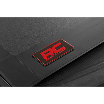 ROUGH COUNTRY Hard Tri-Fold Flip Up Bed Cover | 6' Bed | Chevy/GMC Canyon/Colorado (15-25) | 49120600