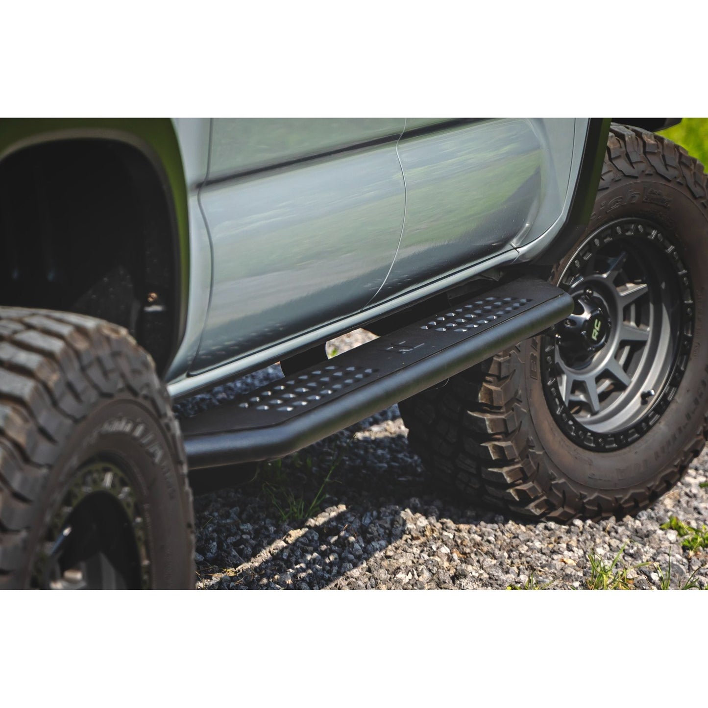 ROUGH COUNTRY RCS14012 14012 OV2 Running Boards Side Toyota Tacoma 16-23