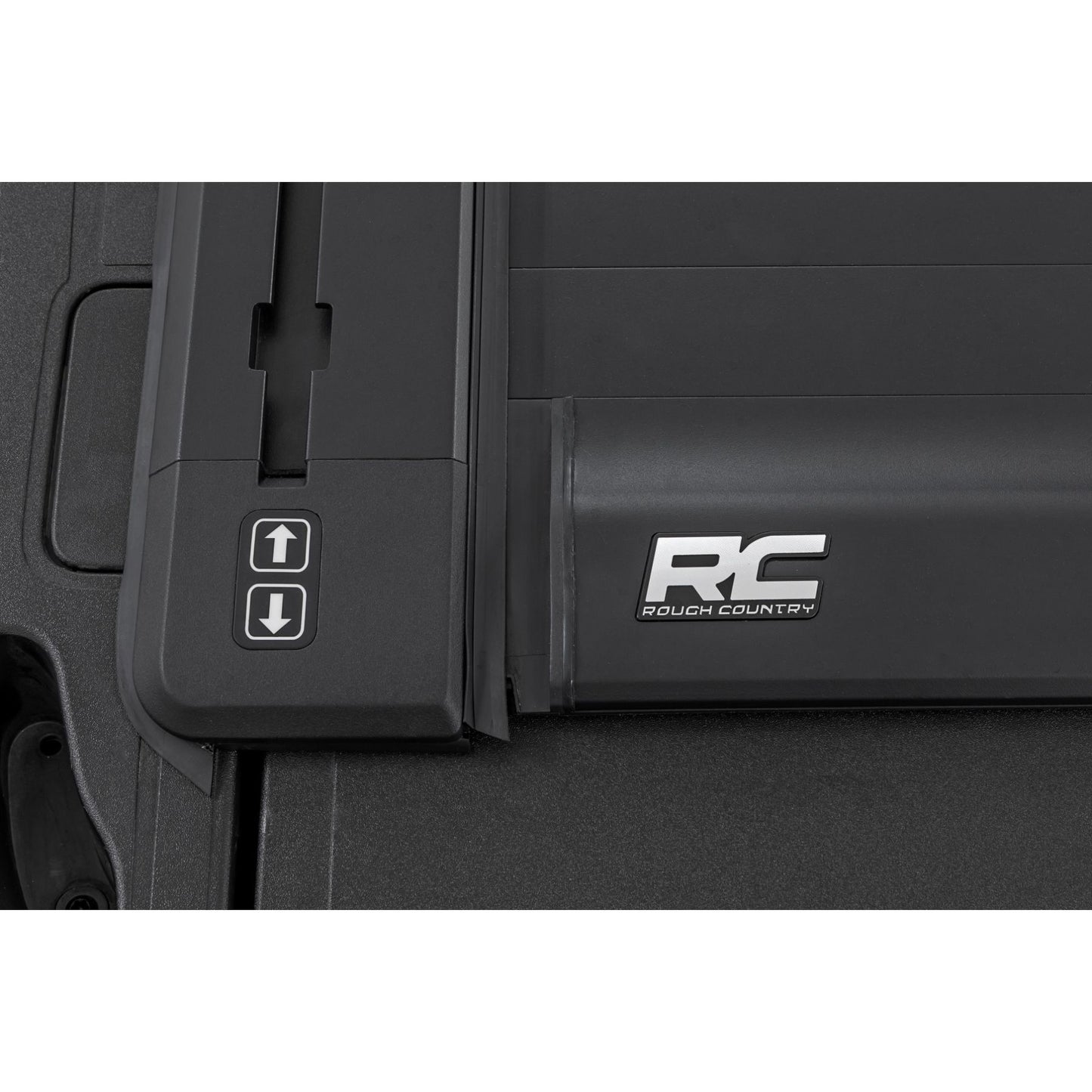 ROUGH COUNTRY | Powered Retractable Bed Cover  6'10" Bed  Ford F-250/F-350 Super Duty (17-26) | 51507650