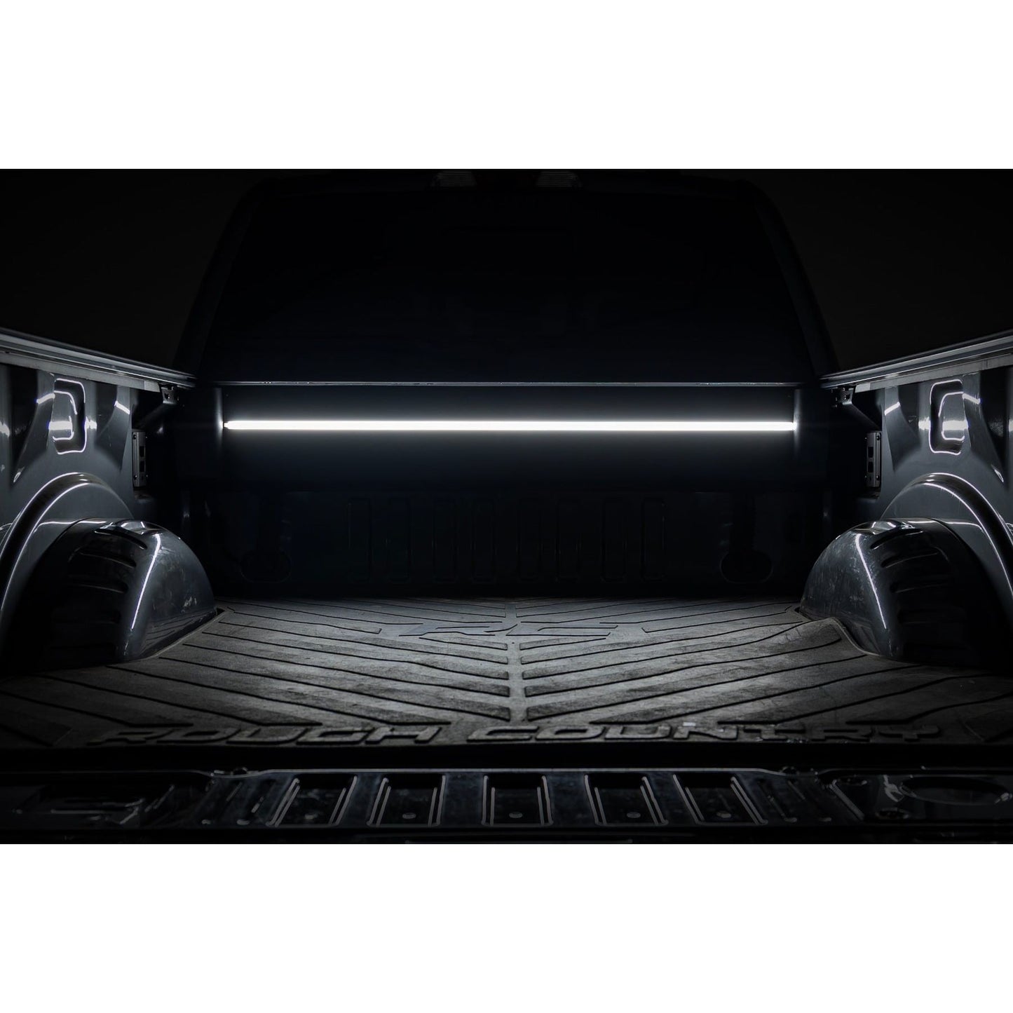 ROUGH COUNTRY | Powered Retractable Bed Cover  6'10" Bed  Ford F-250/F-350 Super Duty (17-26) | 51507650