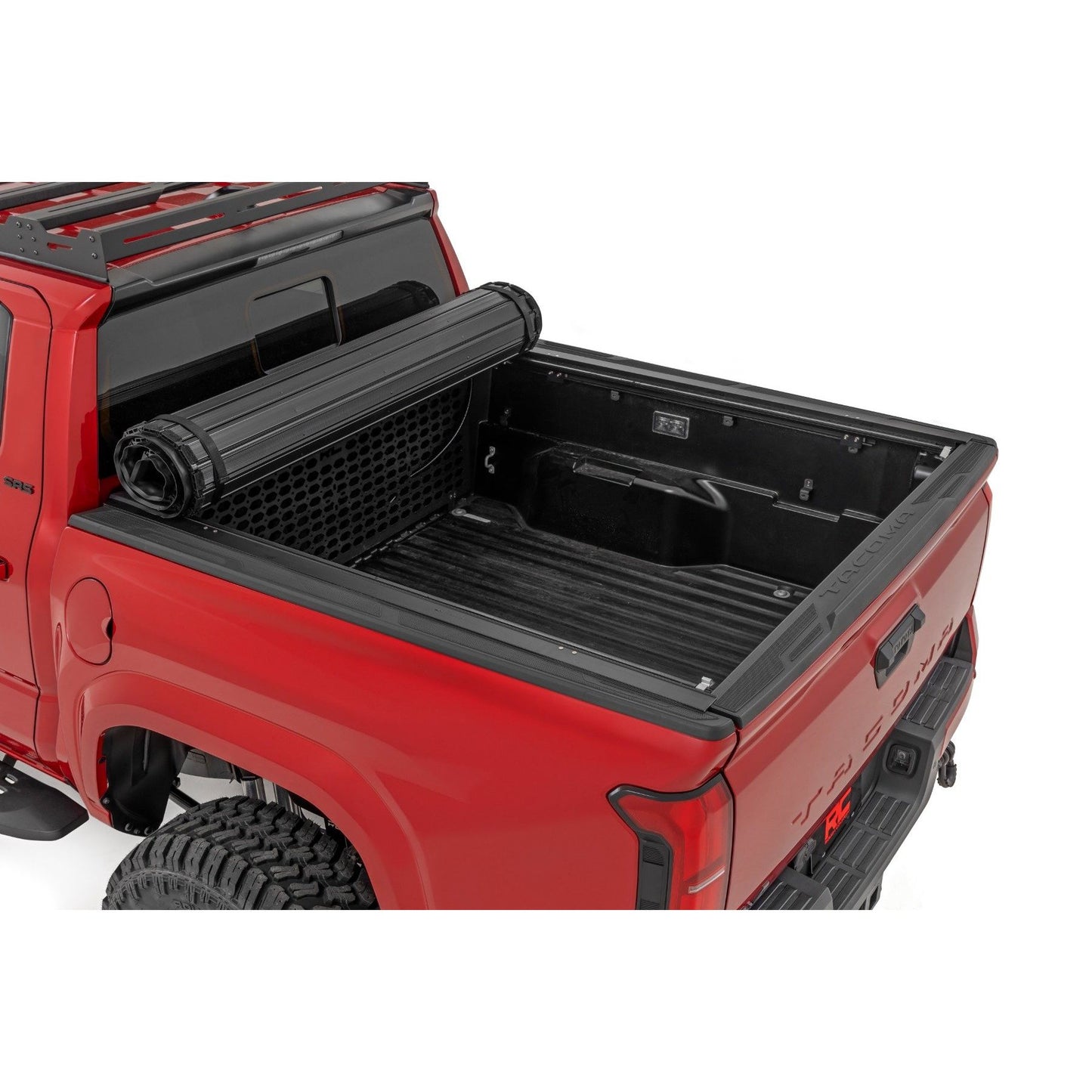 ROUGH COUNTRY Hard Roll Up Bed Cover | 5' Bed | Toyota Tacoma 2WD/4WD (2024-2025) | 50415551