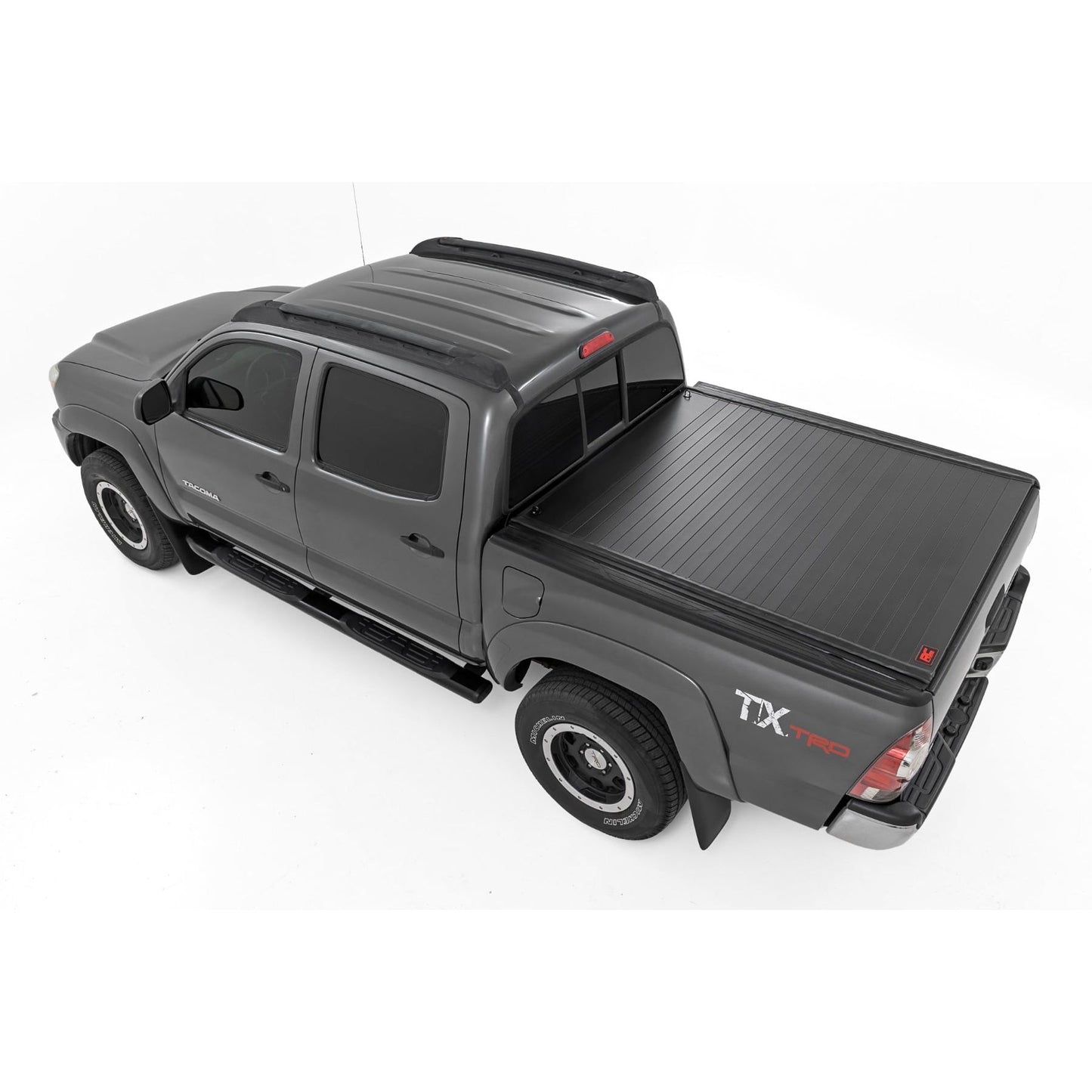 ROUGH COUNTRY | Hard Roll Up Bed Cover  5' Bed  Toyota Tacoma 2WD/4WD (2005-2015) | 50415500