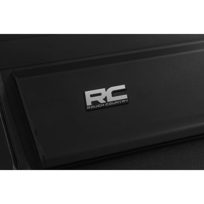 ROUGH COUNTRY | Manual Retractable Bed Cover  6'10" Bed  Ford F-250/F-350 Super Duty (17-26) | 53507650