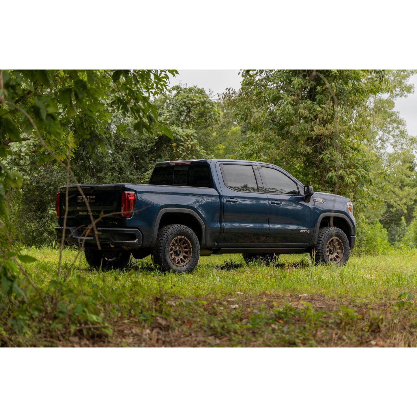 ROUGH COUNTRY 3.5 Inch Lift Kit | Mono Leaf Rear | Vertex | GMC Sierra 1500 2WD/4WD (2019-2025 & Classic) | 28850