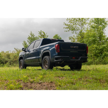 ROUGH COUNTRY 3.5 Inch Lift Kit | M1 Struts/M1 | GMC Sierra 1500 2WD/4WD (2019-2025 & Classic) | 22640