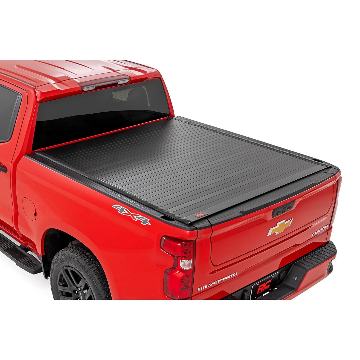 ROUGH COUNTRY Hard Roll Up Bed Cover | 5'10" Bed | Chevy/GMC Sierra 1500 (19-26)/Silverado 1500 (19-26)  | 50120580