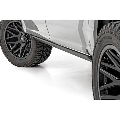 ROUGH COUNTRY | Power Running Boards  HT-Series  Crew Cab  Ford F-150/Lightning/F-250/F-350/Raptor (15-26) | ESR71520