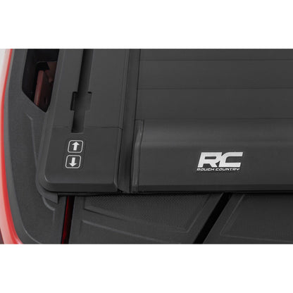 ROUGH COUNTRY Powered Retractable Bed Cover | 5'10" Bed | Chevy/GMC Sierra 1500 (19-26)/Silverado 1500 (19-26)  | 51120580