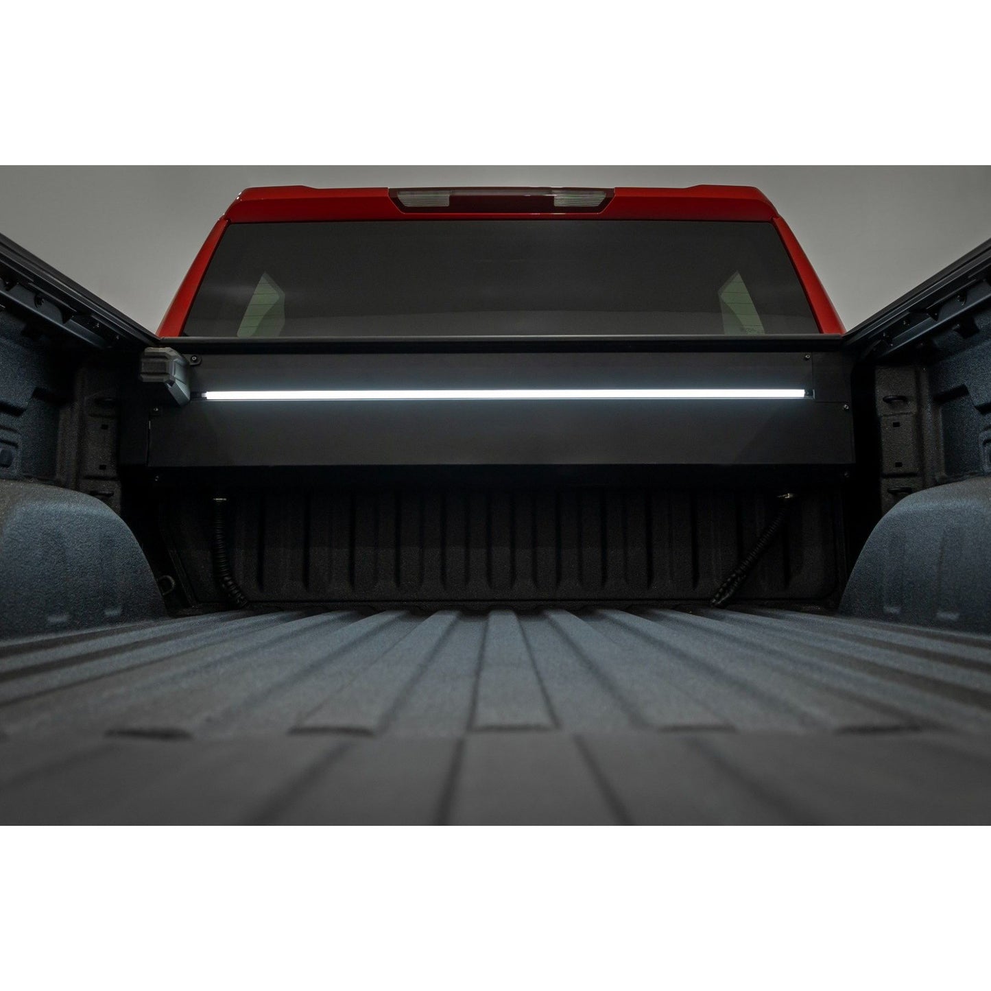 ROUGH COUNTRY Powered Retractable Bed Cover | 5'10" Bed | Chevy/GMC Sierra 1500 (19-26)/Silverado 1500 (19-26)  | 51120580