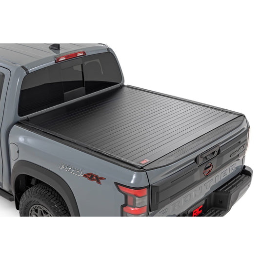 ROUGH COUNTRY | Hard Roll Up Bed Cover  5' Bed  Nissan Frontier 2WD/4WD (2022-2026) | 50215522