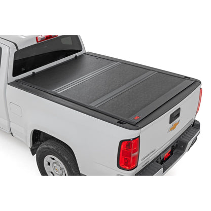 ROUGH COUNTRY Hard Low Profile Bed Cover | 6' Bed | Chevy/GMC Canyon/Colorado (15-25) | 47120600B