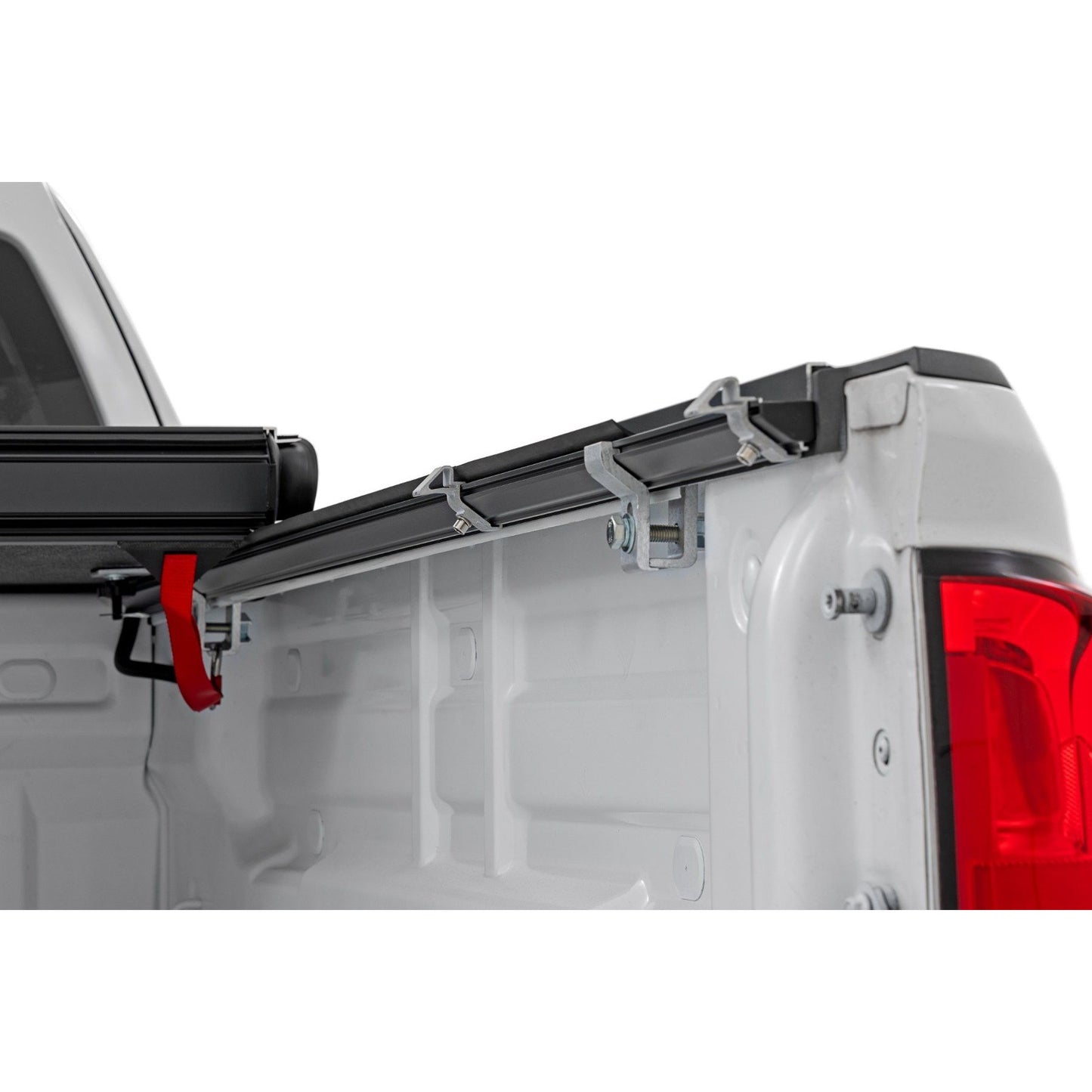 ROUGH COUNTRY Hard Low Profile Bed Cover | 6' Bed | Chevy/GMC Canyon/Colorado (15-25) | 47120600B