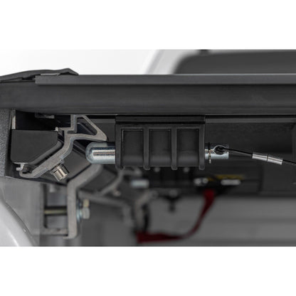 ROUGH COUNTRY Hard Low Profile Bed Cover | 6' Bed | Chevy/GMC Canyon/Colorado (15-25) | 47120600B