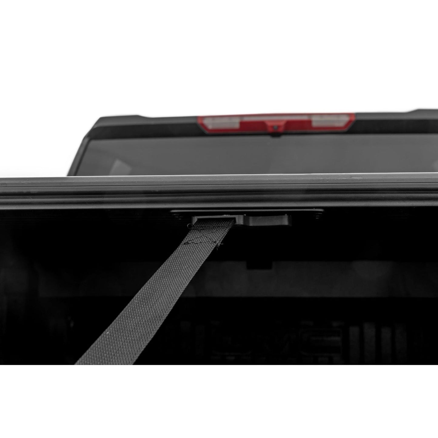 ROUGH COUNTRY | Manual Retractable Bed Cover  6'9" Bed  Chevy/GMC 2500HD/3500HD (20-26) | 53210690