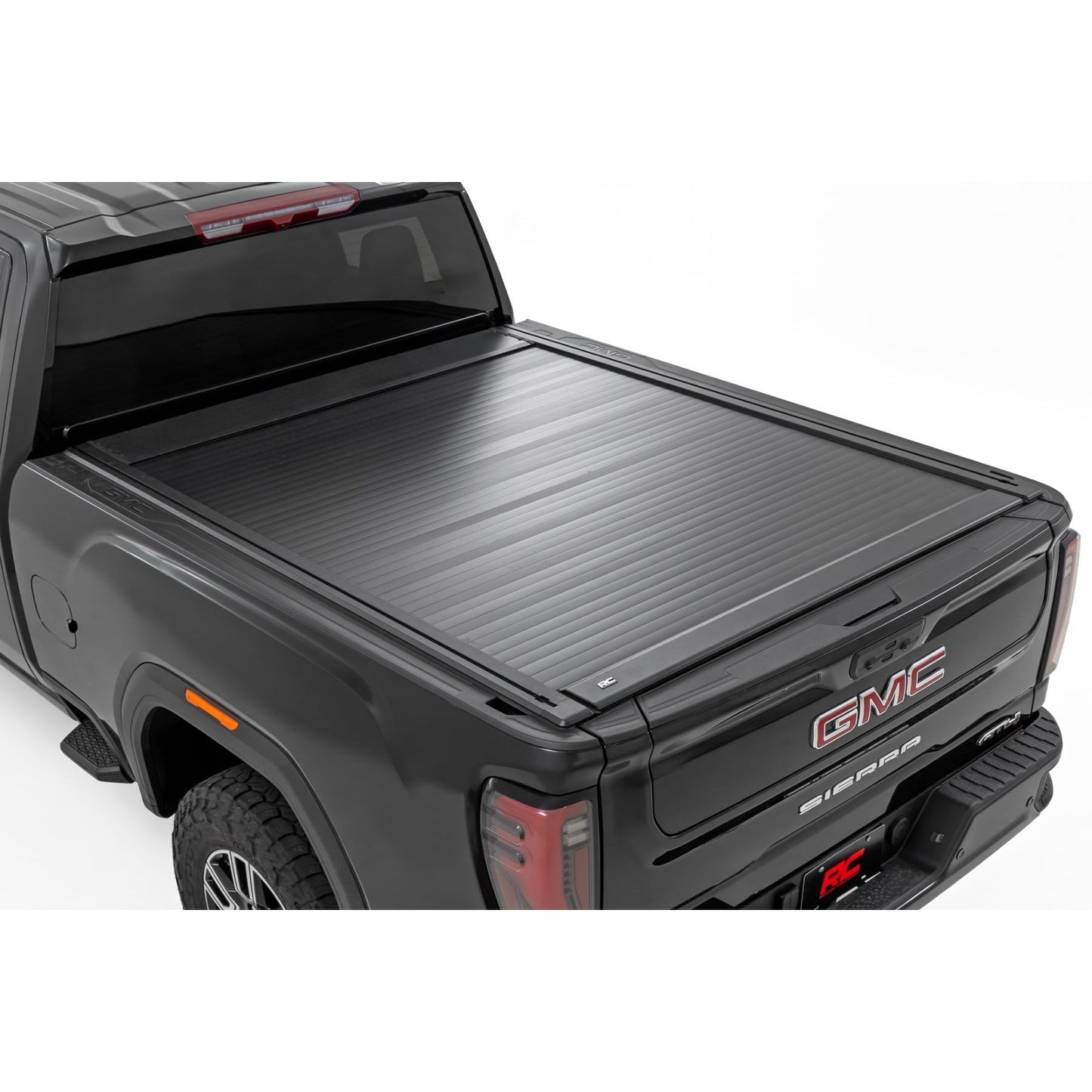 ROUGH COUNTRY | Manual Retractable Bed Cover  6'9" Bed  Chevy/GMC 2500HD/3500HD (20-26) | 53210690