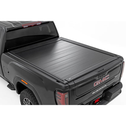 ROUGH COUNTRY | Manual Retractable Bed Cover  6'9" Bed  Chevy/GMC 2500HD/3500HD (20-26) | 53210690