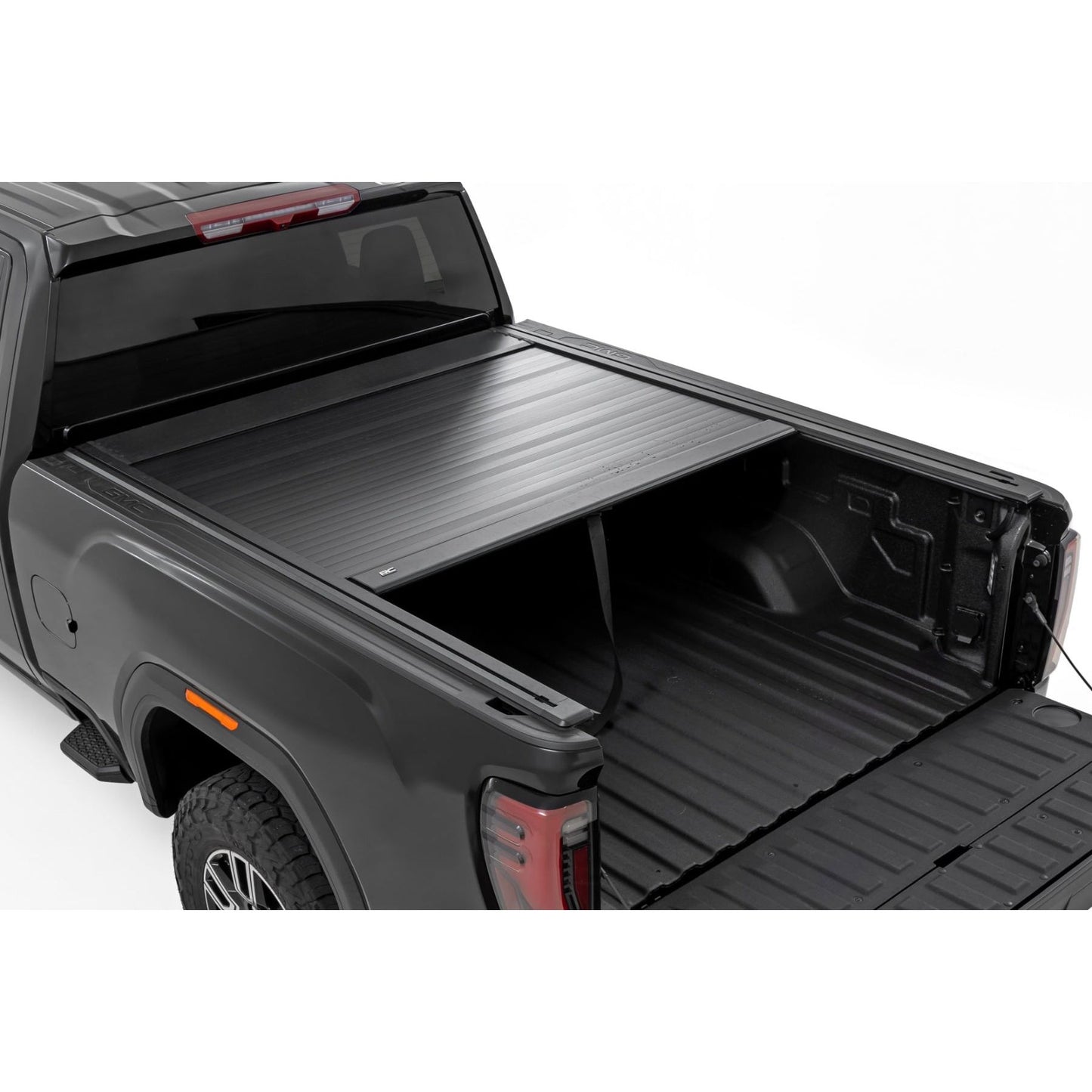 ROUGH COUNTRY | Manual Retractable Bed Cover  6'9" Bed  Chevy/GMC 2500HD/3500HD (20-26) | 53210690