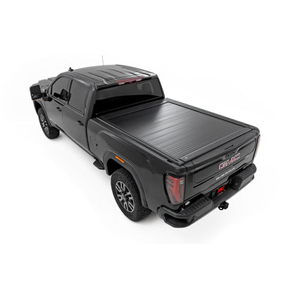 ROUGH COUNTRY | Manual Retractable Bed Cover  6'9" Bed  Chevy/GMC 2500HD/3500HD (20-26) | 53210690