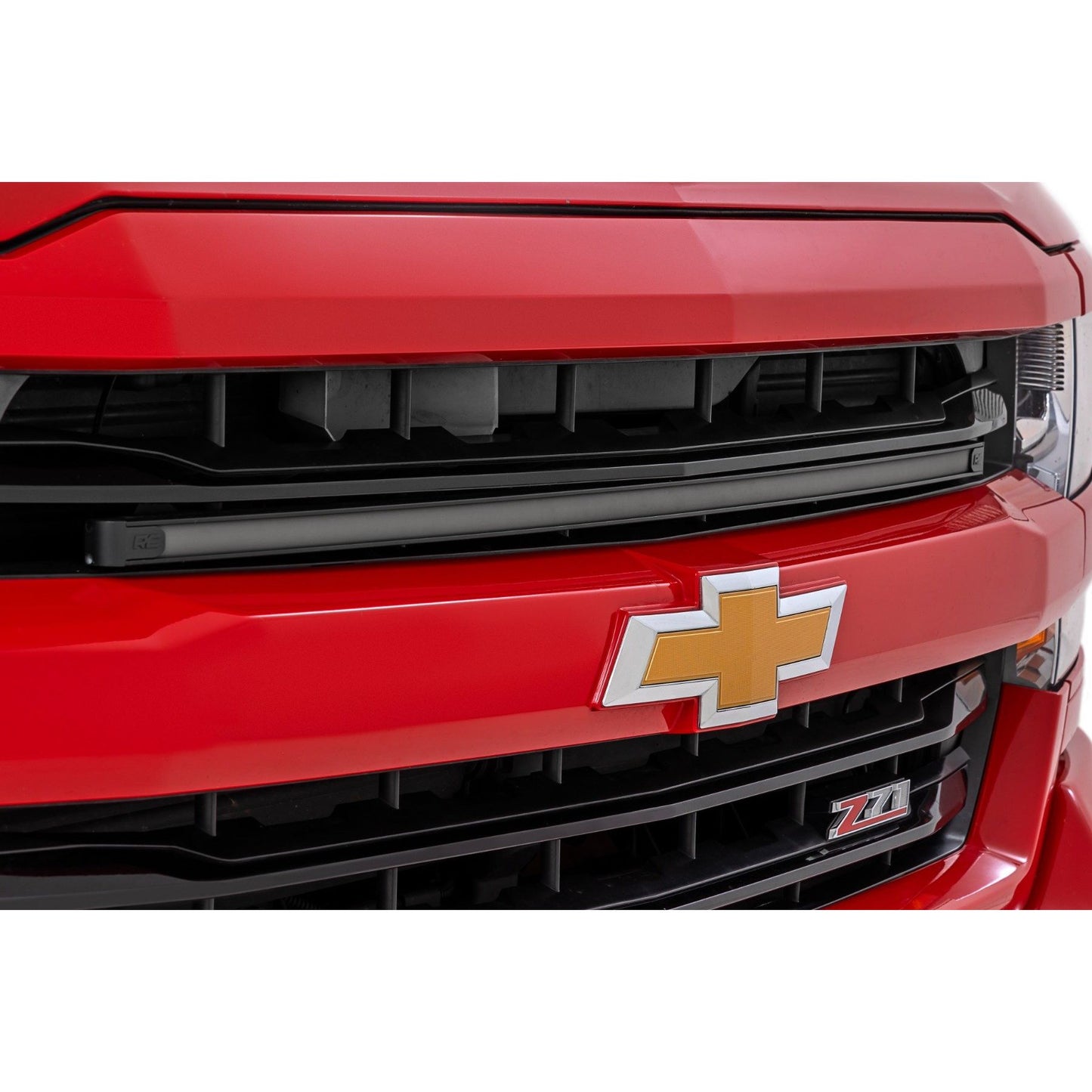 ROUGH COUNTRY LED Light Kit | Grille Mount | 30 Inch DRL | Chevy Silverado 1500 (16-18) | 70992