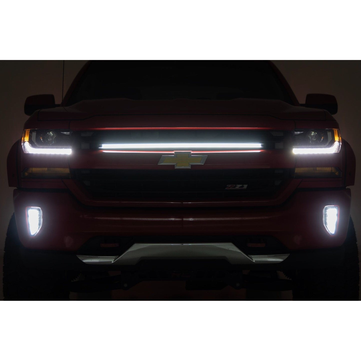 ROUGH COUNTRY LED Light Kit | Grille Mount | 30 Inch DRL | Chevy Silverado 1500 (16-18) | 70992