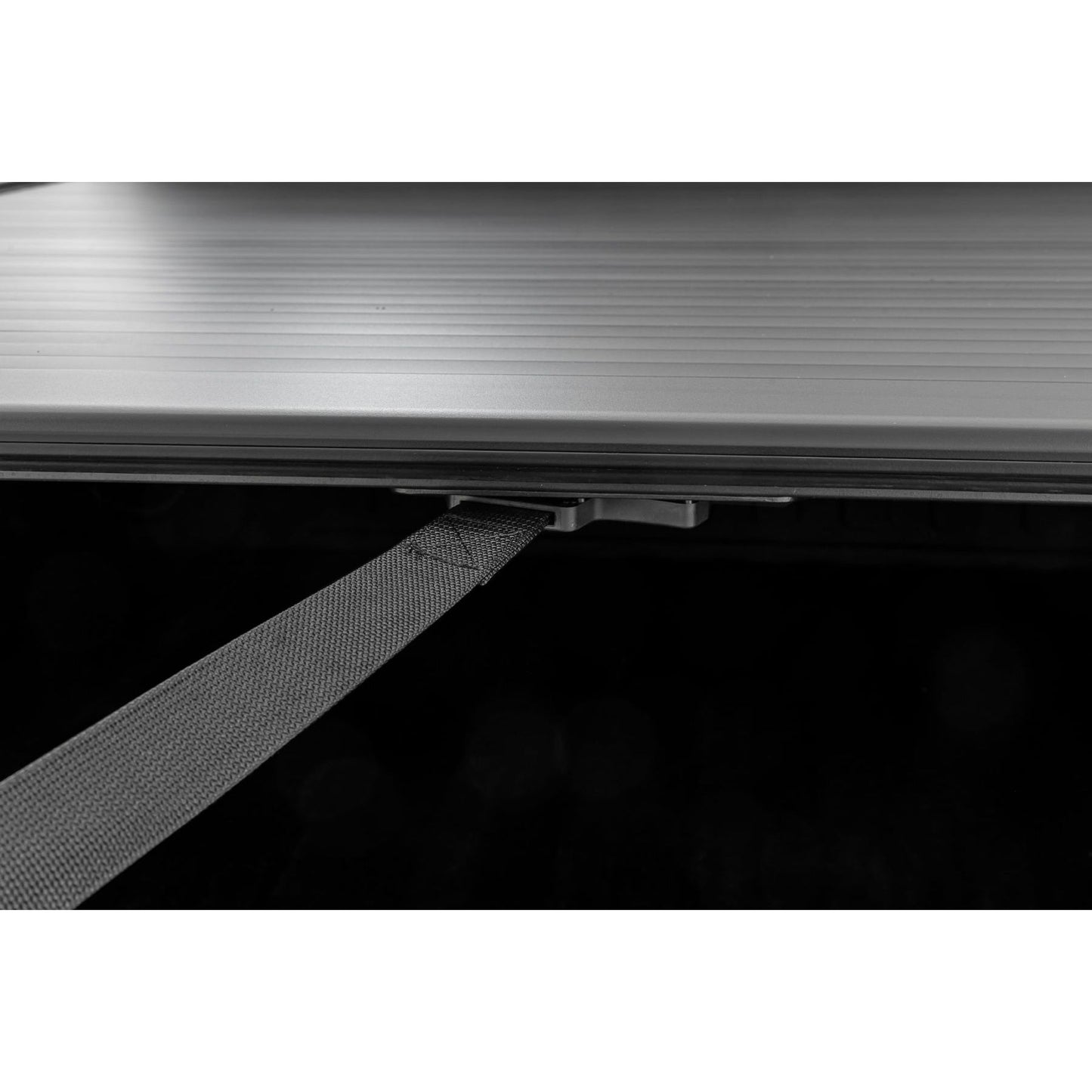 ROUGH COUNTRY | Manual Retractable Bed Cover  5'7" Bed  Ram 1500 (19-26)/1500 TRX (21-24) | 53307550