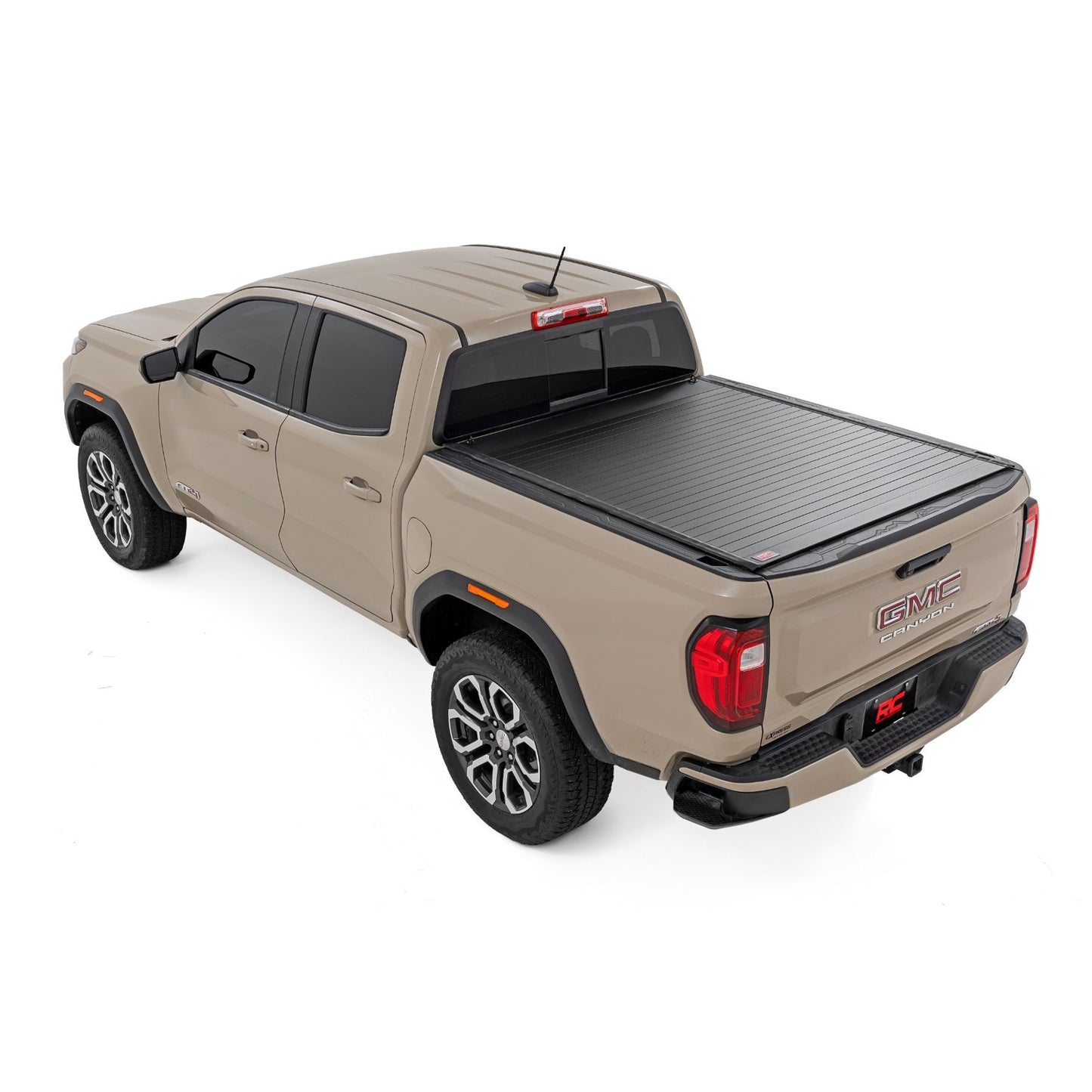 ROUGH COUNTRY | Hard Roll Up Bed Cover  5' Bed  Chevy/GMC Canyon/Colorado 2WD/4WD (23-26) | 50120525