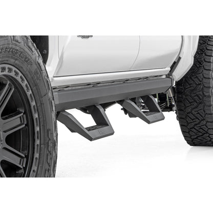 ROUGH COUNTRY SRX2 Adjustable Aluminum Steps | Double Cab | Toyota Tacoma 2WD/4WD (24-25) | 73004