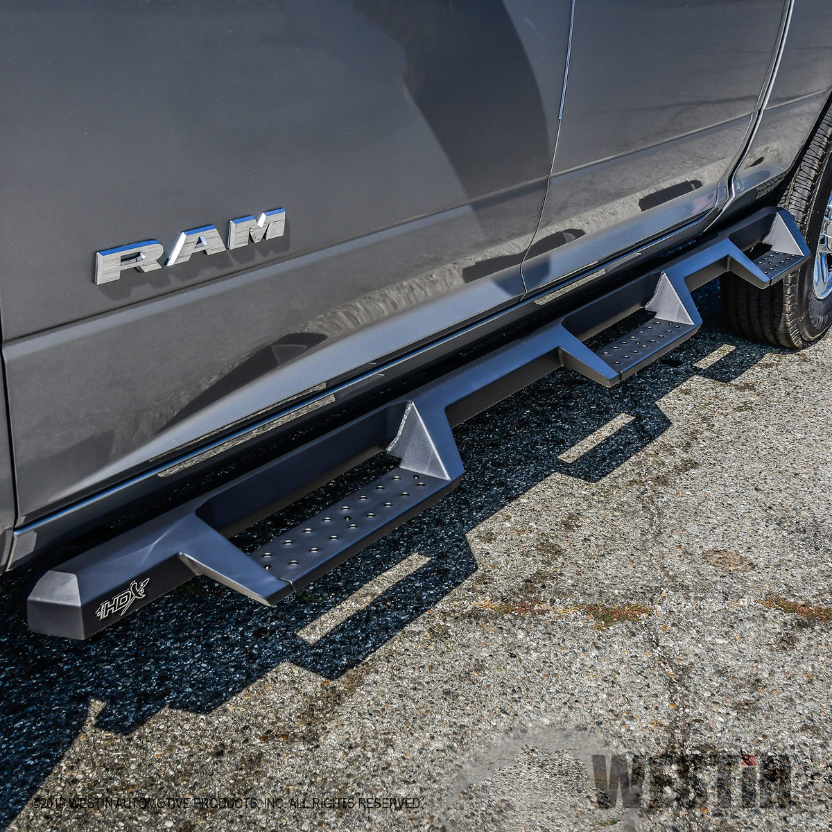 Westin HDX Drop Wheel-to-Wheel Nerf Steps 2019-2024 Ram 2500/3500 Crew Cab (6.5' Bed) Textured