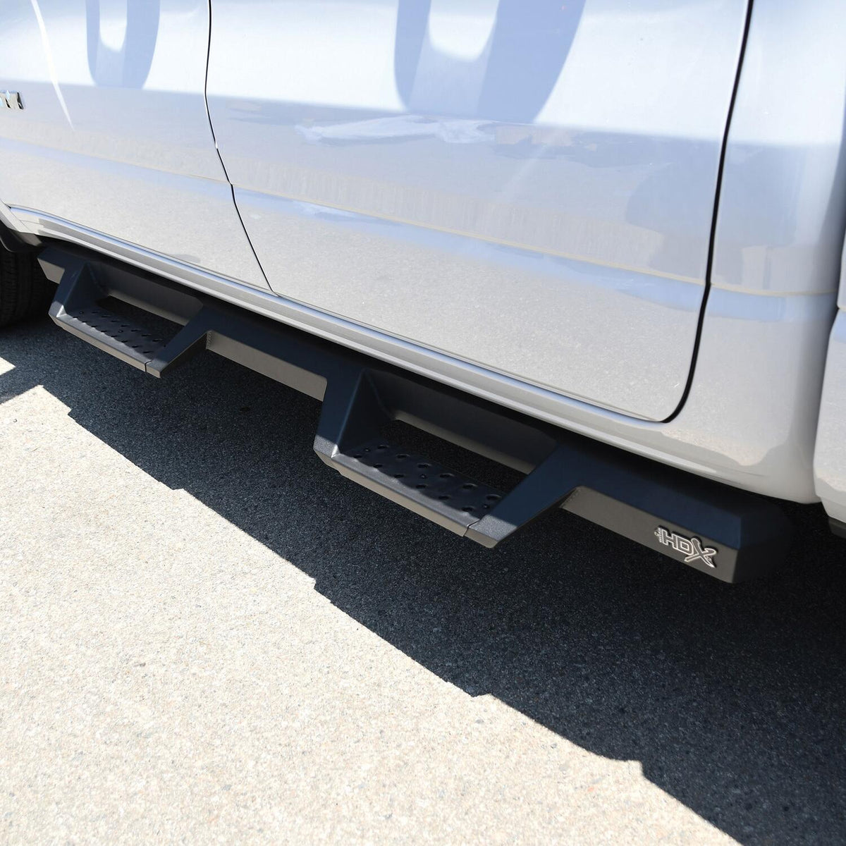 Westin HDX Drop Nerf Steps 2019-2024 Ram 1500 Quad Cab