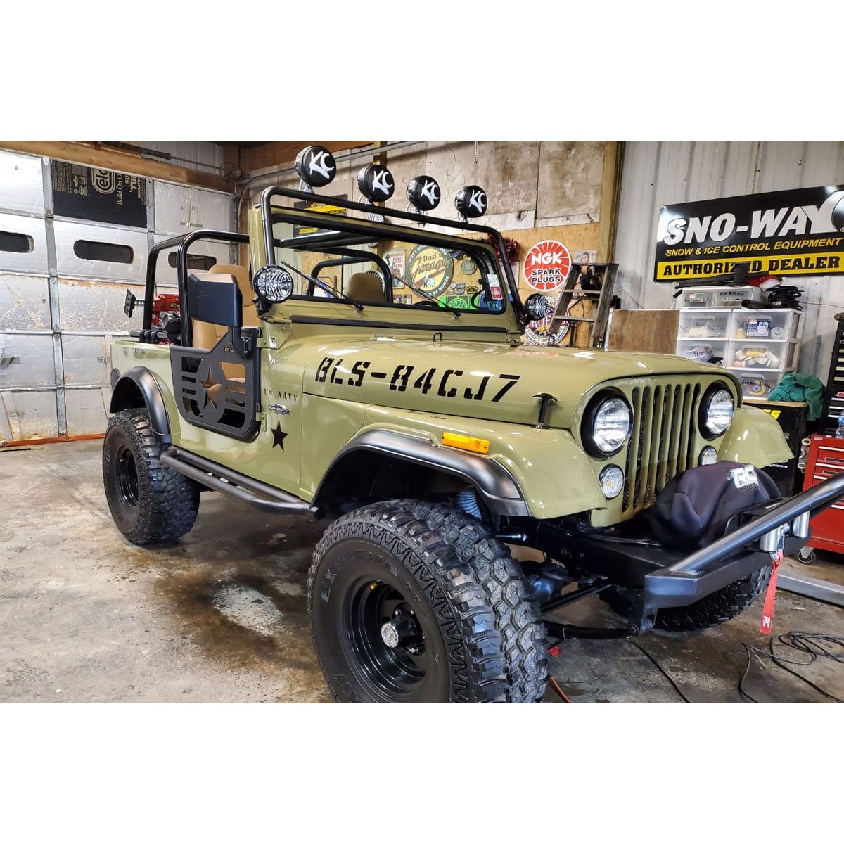 ROUGH COUNTRY | 4 Inch Lift Kit  Jeep CJ5/CJ7 5 4WD (1982-1983) | 67530