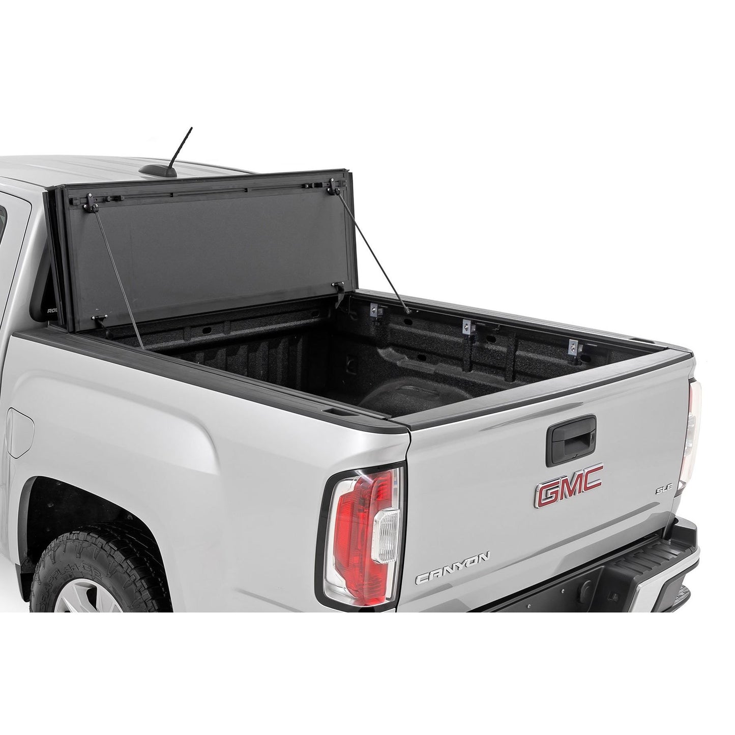 ROUGH COUNTRY Hard Tri-Fold Flip Up Bed Cover | 6' Bed | Chevy/GMC Canyon/Colorado (15-25) | 49120600
