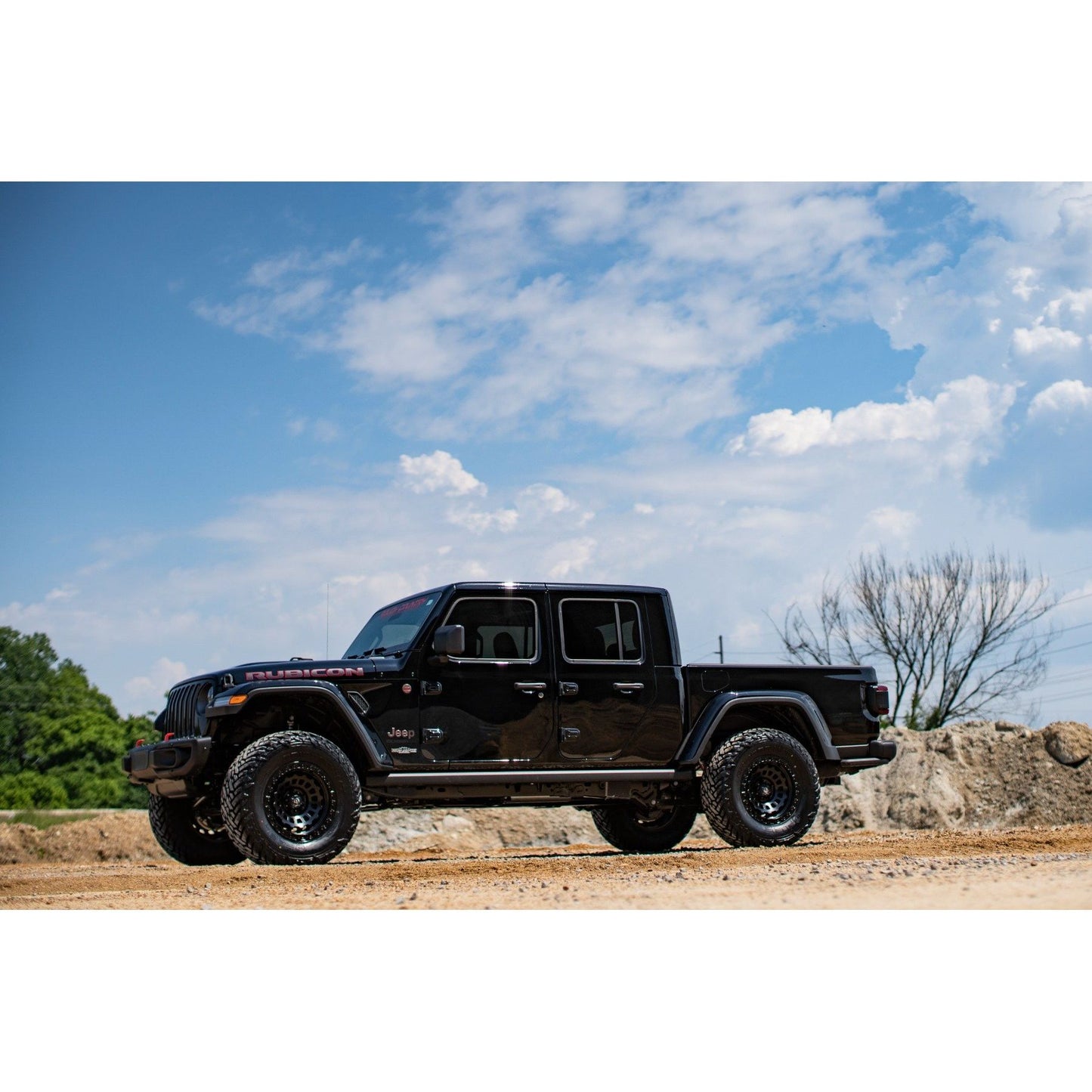 ROUGH COUNTRY 2.5 Inch Leveling Kits | Springs | M1R | Jeep Gladiator JT 4WD (2024-2025) | 78444