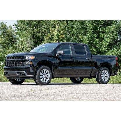 ROUGH COUNTRY Lowering Shackles | 1-1.5 Inch | Chevy/GMC Sierra 1500 (19-26)/Silverado 1500 (19-26)  | RC0504