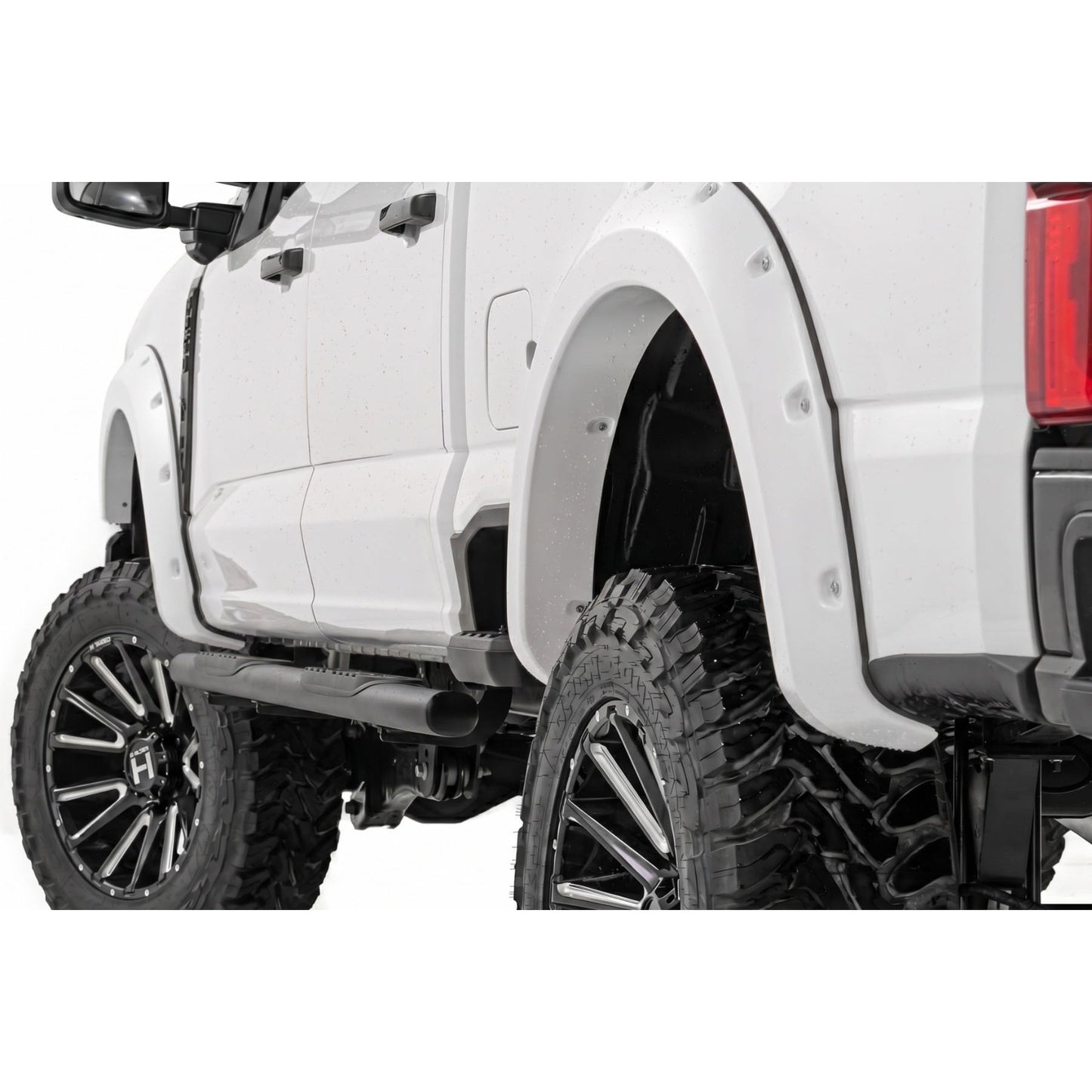 ROUGH COUNTRY | Pocket Fender Flares  Z1 Oxford White  Ford F-250/F-350 Super Duty (23-26) | F-F20231-Z1