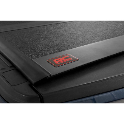 ROUGH COUNTRY | Hard Low Profile Bed Cover  6'7" Bed  Ford F-150 2WD/4WD (2021-2026) | 47229650B