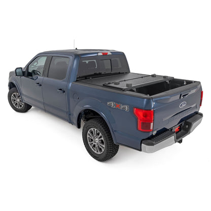 ROUGH COUNTRY Hard Low Profile Bed Cover | 5'7" Bed | Ford F-150 (21-25)/F-150 Lightning (22-25)  | 47221550B