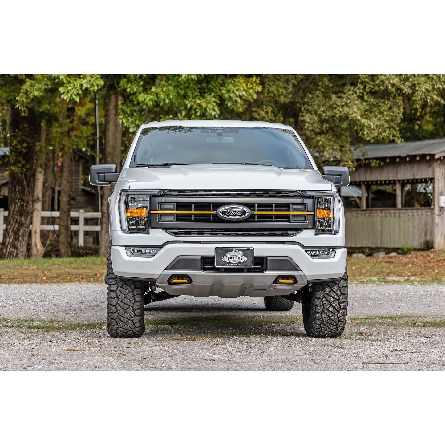 ROUGH COUNTRY 2.5 Inch Lift Kit | M1 Struts | Ford F-150 Tremor 4WD (2021-2025) | 510040
