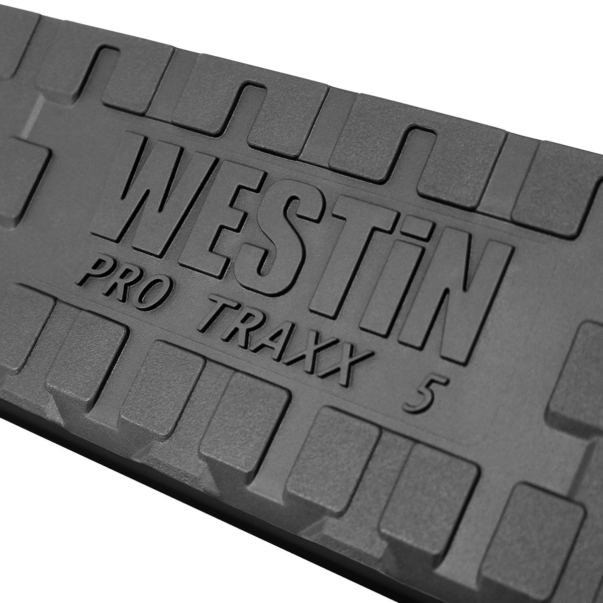 Westin PRO TRAXX 5 Oval W2W Nerf Steps 2019-2024 Ram 1500 Quad Cab (6.5' Bed)