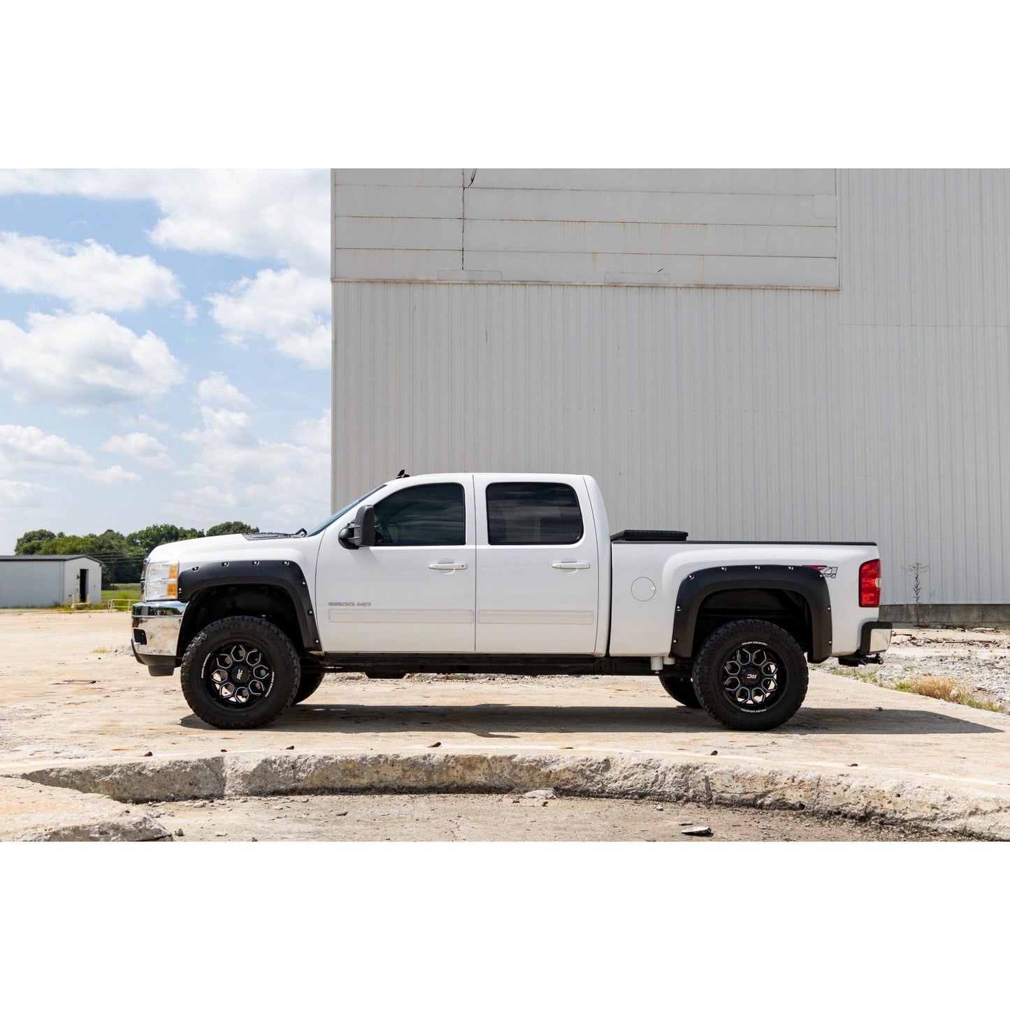 ROUGH COUNTRY Pocket Fender Flares | GBA Black | Chevy Silverado 1500/2500HD/3500HD (07-14) | F-C10714B-GBA
