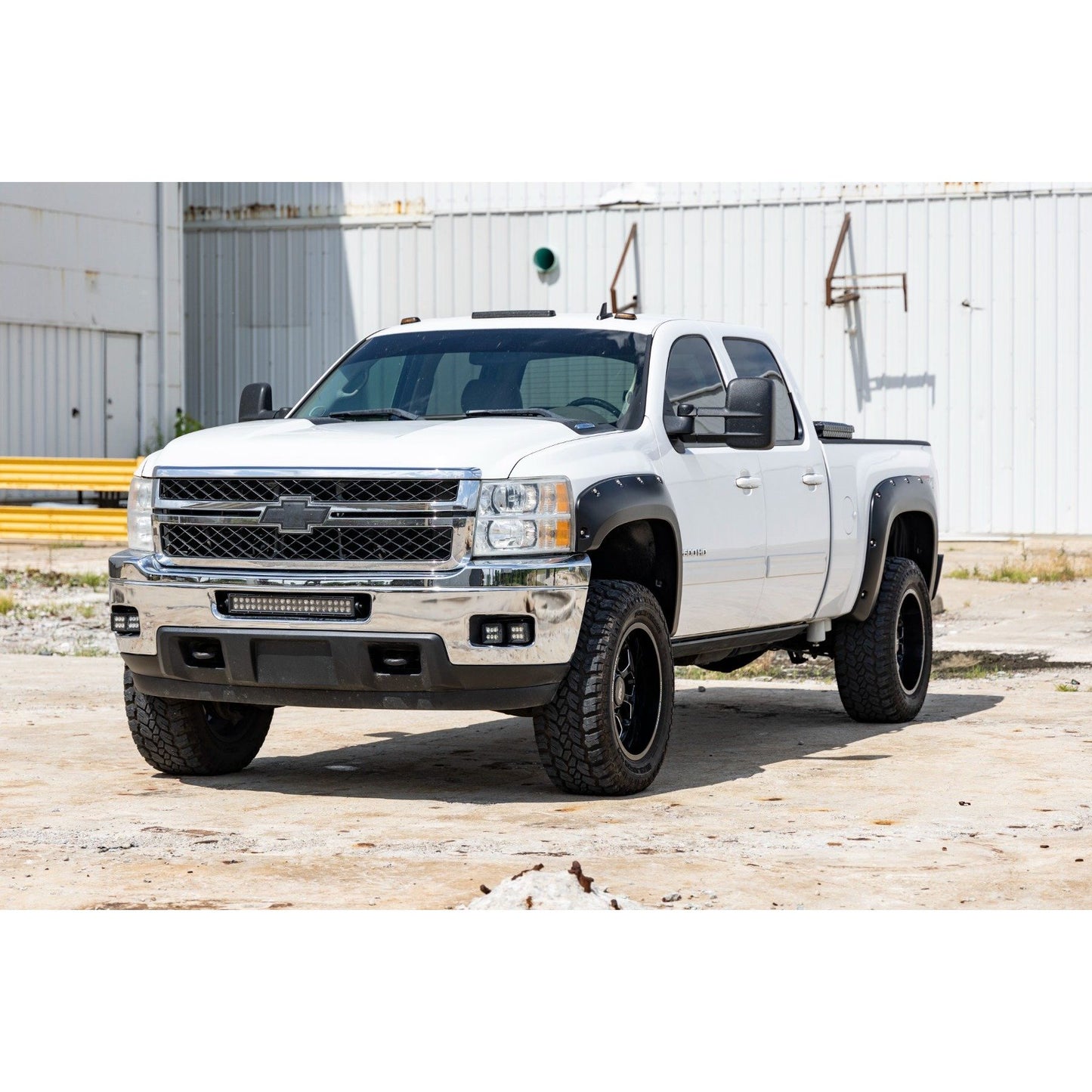 ROUGH COUNTRY Pocket Fender Flares | 6'7" & 8' Bed | GAN Silver | Chevy Silverado 1500/2500HD/3500HD (07-14) | F-C10714B-GAN