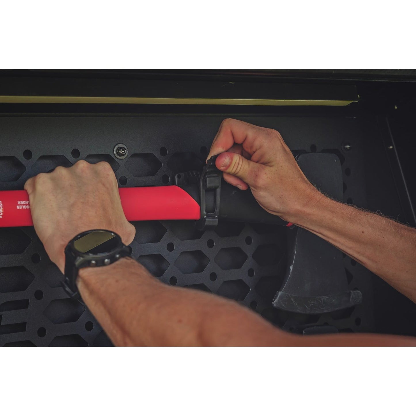 ROUGH COUNTRY | Bed Cap Molle Panel Side Storage Bin  Drivers Side  Jeep Gladiator JT (20-26) | 734054