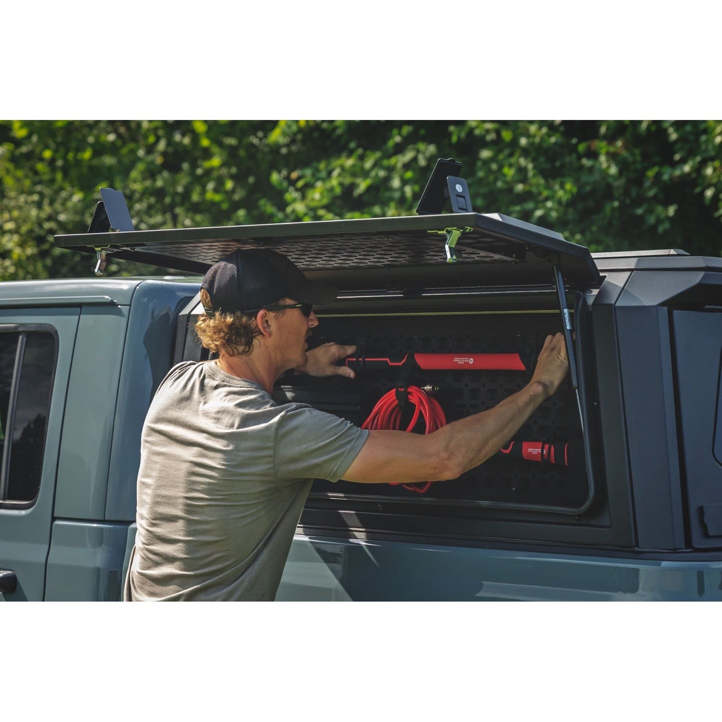 ROUGH COUNTRY | Bed Cap Molle Panel Side Storage Bin  Drivers Side  Jeep Gladiator JT (20-26) | 734054