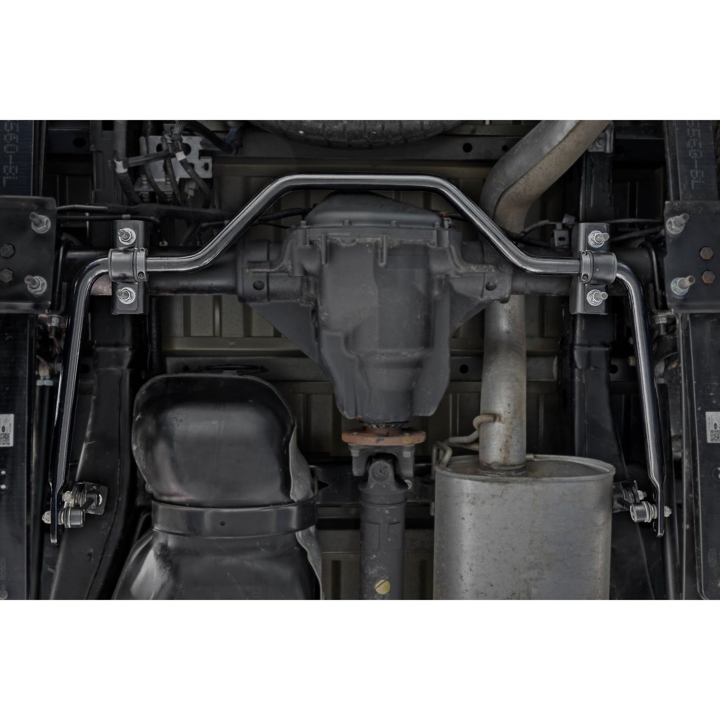 ROUGH COUNTRY | Rear Sway Bar Kit  2-5" Lowering Kit  Ford F-150 4WD (2015-2026) | 40002