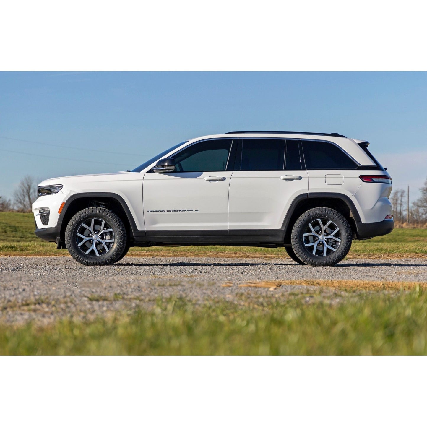 ROUGH COUNTRY 1 Inch Lift Kit | Jeep Grand Cherokee WL 4WD (2023-2025) | 60700