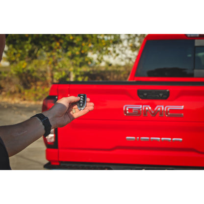 ROUGH COUNTRY | Powered Retractable Bed Cover  6'9" Bed  Chevy/GMC 2500HD/3500HD (20-26) | 51210690